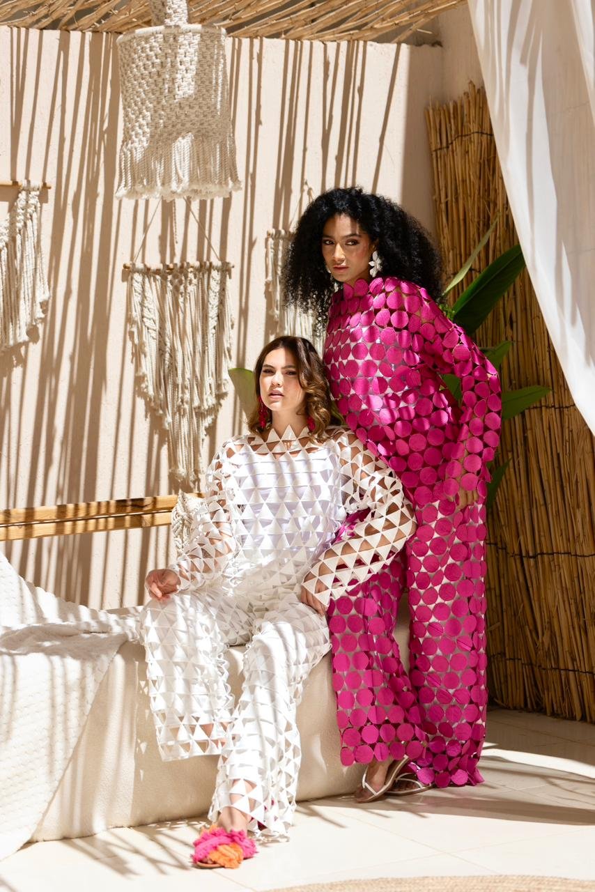 White Mirage Set - Image 2