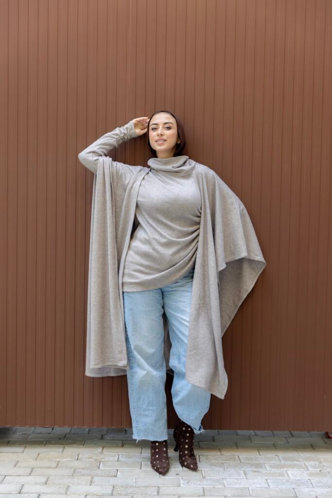 Turtle neck with shawl